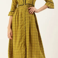 Cotton Party Wear Dress In Green With Thread Work
