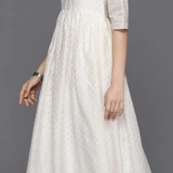 Chanderi Silk Party Wear Dress In White And Off White With Thread Work -goodsmile.info shop A638143034047410996